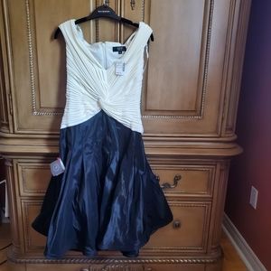 New never been worn two tone dress bought at Holt Renfrew